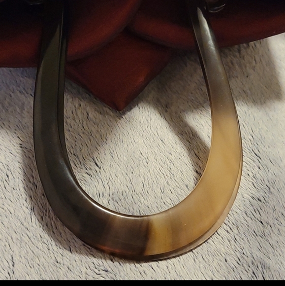 Mod By Design 3 dimensional flower purse in red - Picture 5 of 6